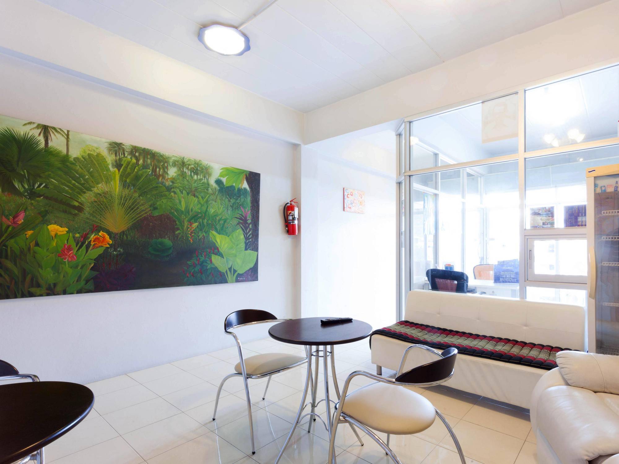Luna Guesthouse And Travel Rawai エクステリア 写真