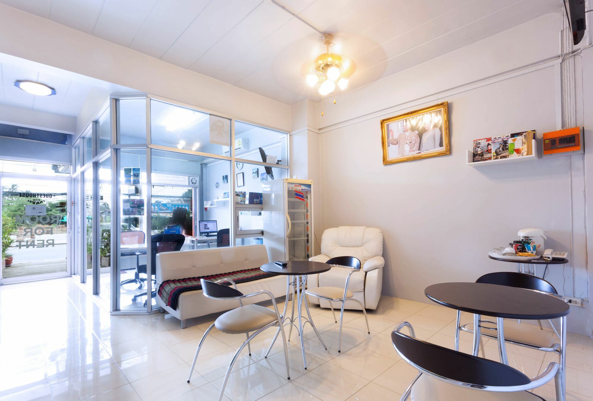 Luna Guesthouse And Travel Rawai エクステリア 写真