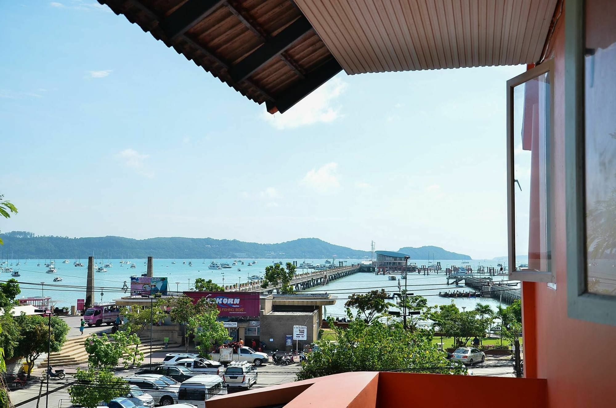 Luna Guesthouse And Travel Rawai エクステリア 写真